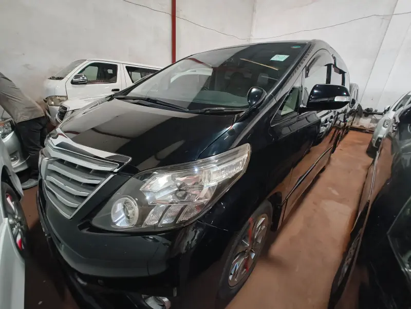 2012 Toyota Alphard