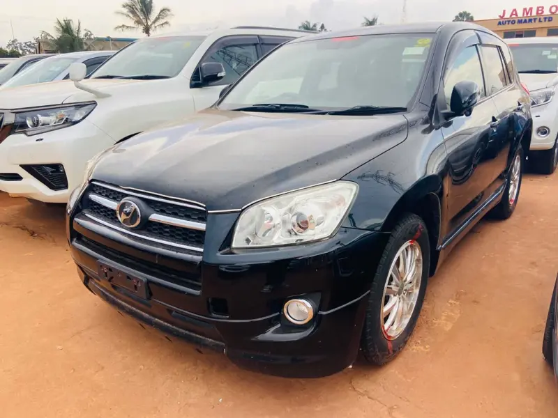 2013 Toyota RAV4 – photo 2