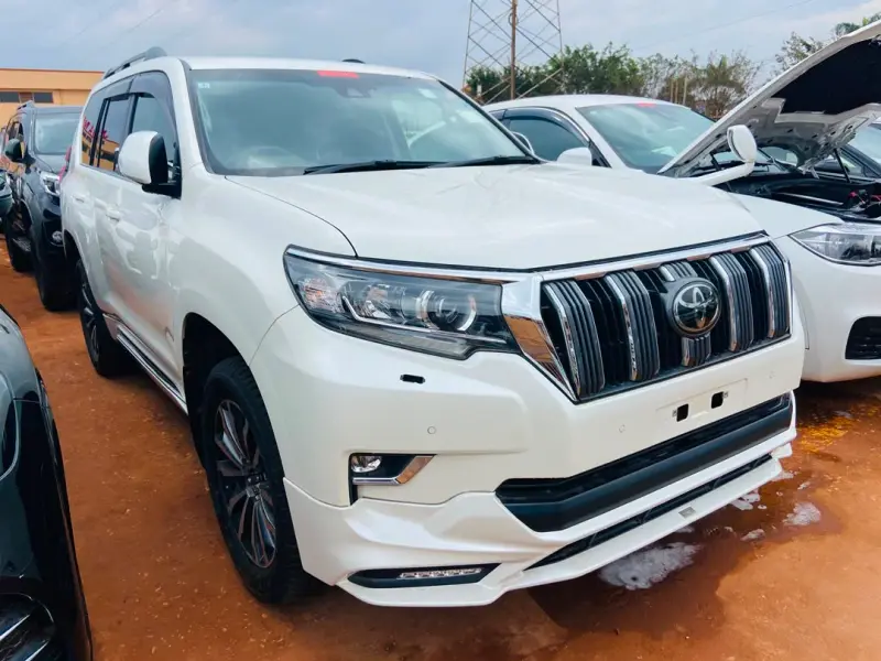 2018 Toyota Land Cruiser Prado – photo 2