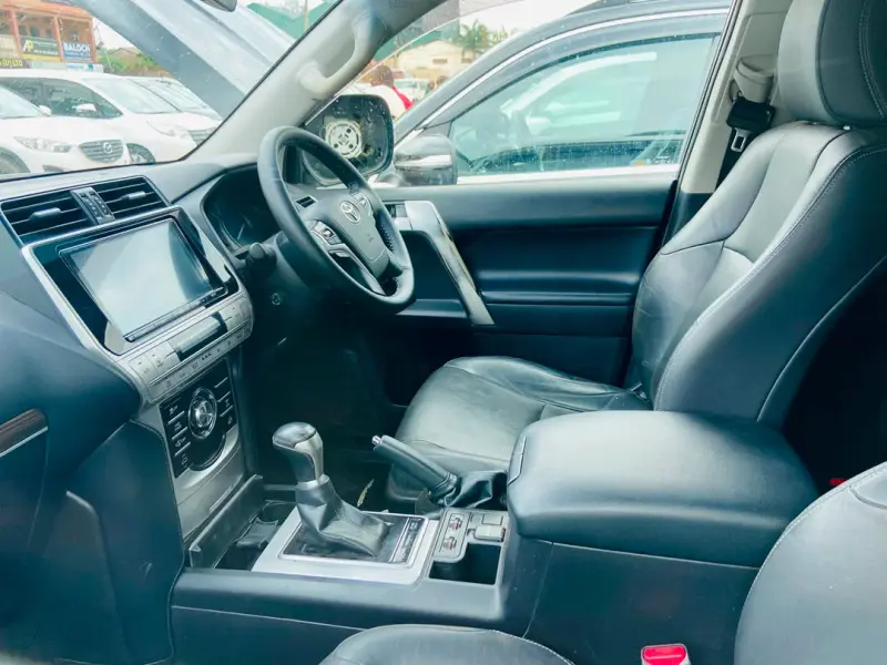 2018 Toyota Land Cruiser Prado – photo 3