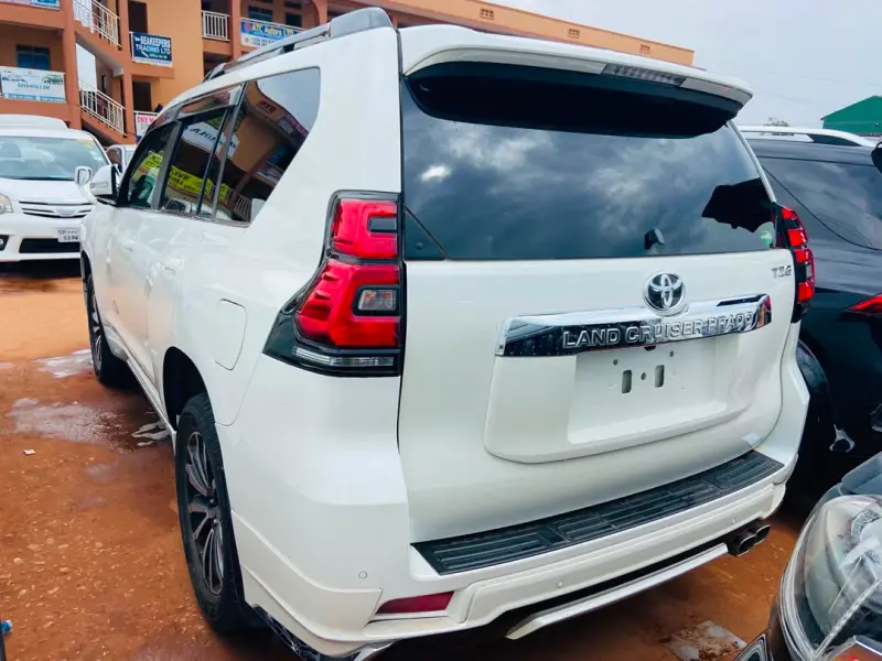 2018 Toyota Land Cruiser Prado – photo 5