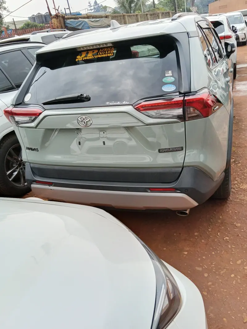 2020 Toyota RAV4 – photo 4