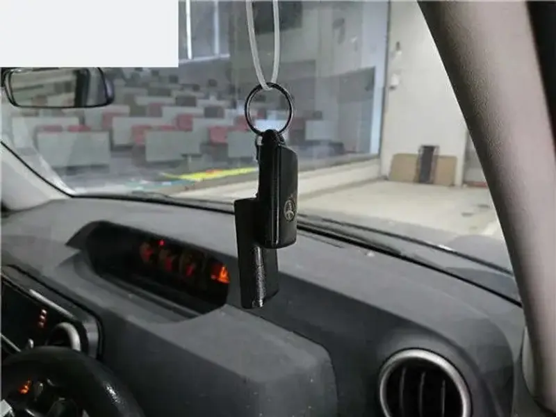 2011 Toyota Rumion – photo 3