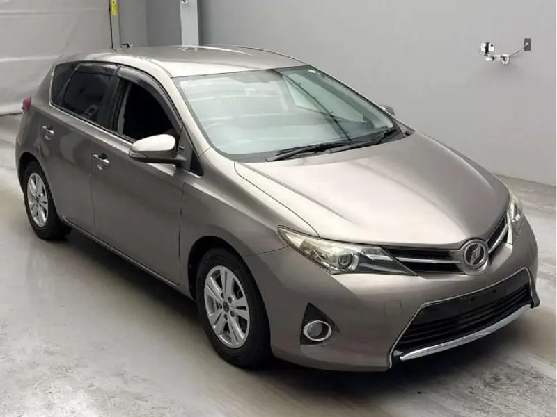 2012 Toyota Auris – photo 3
