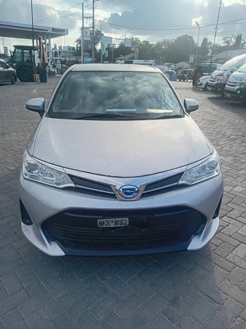 2018 Toyota – photo 1 of 5