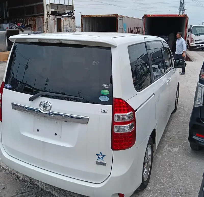 2013 Toyota – photo 3