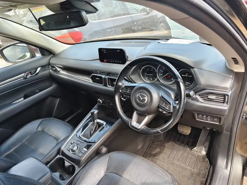 2017 Mazda – photo 3