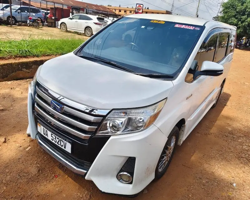 2016 Toyota – photo 3