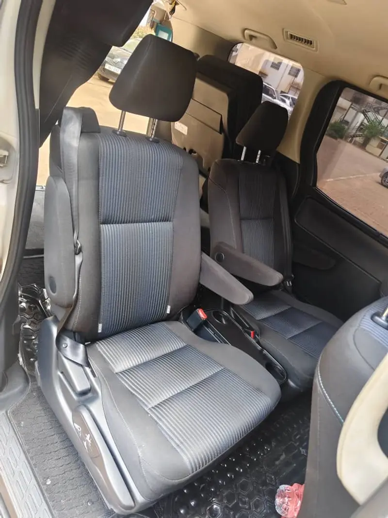2016 Toyota – photo 7