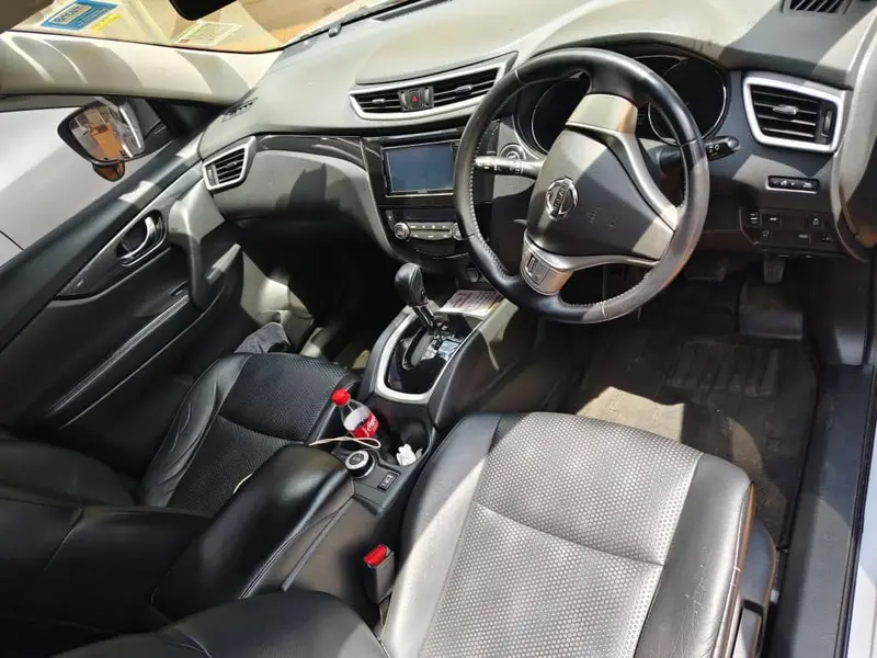 2015 Nissan – photo 3