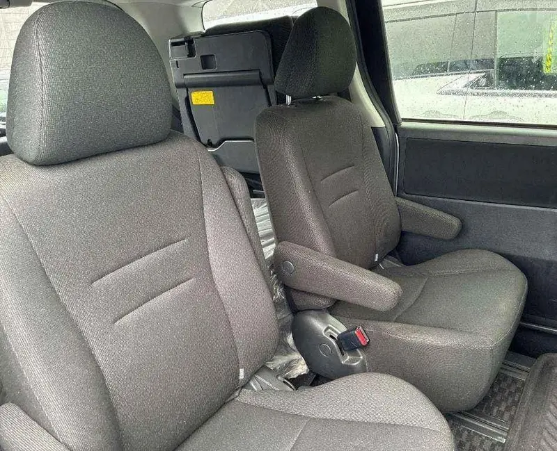2013 Toyota – photo 8
