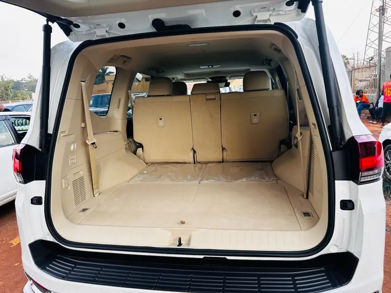 2024 Toyota Land Cruiser – photo 5