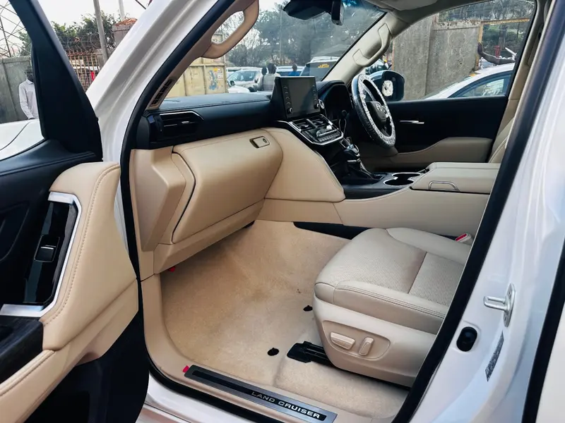 2024 Toyota Land Cruiser – photo 9