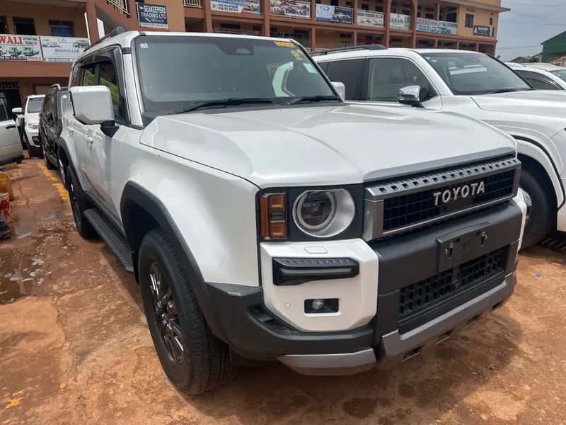 2024 Toyota Land Cruiser Prado