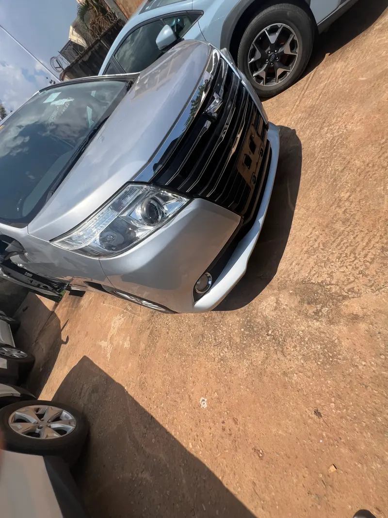 2014 Toyota Noah – photo 6