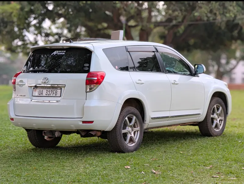 2011 Toyota Vanguard – photo 3