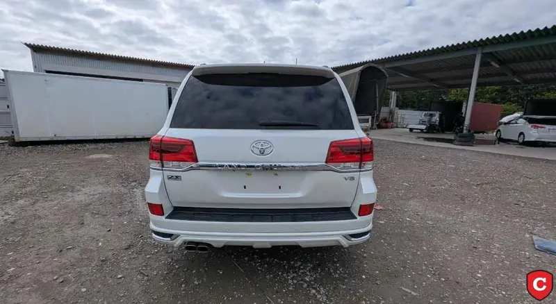 2018 Toyota – photo 2