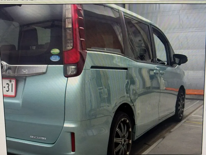 2014 Toyota Noah – photo 7