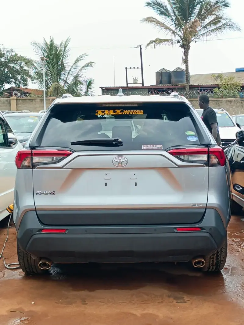 2020 Toyota RAV4 – photo 7