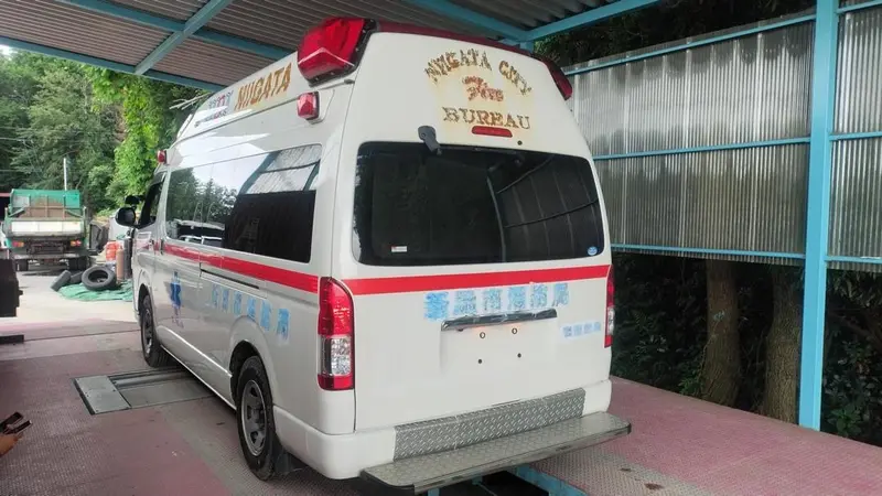 2014 Toyota Ambulance – photo 4