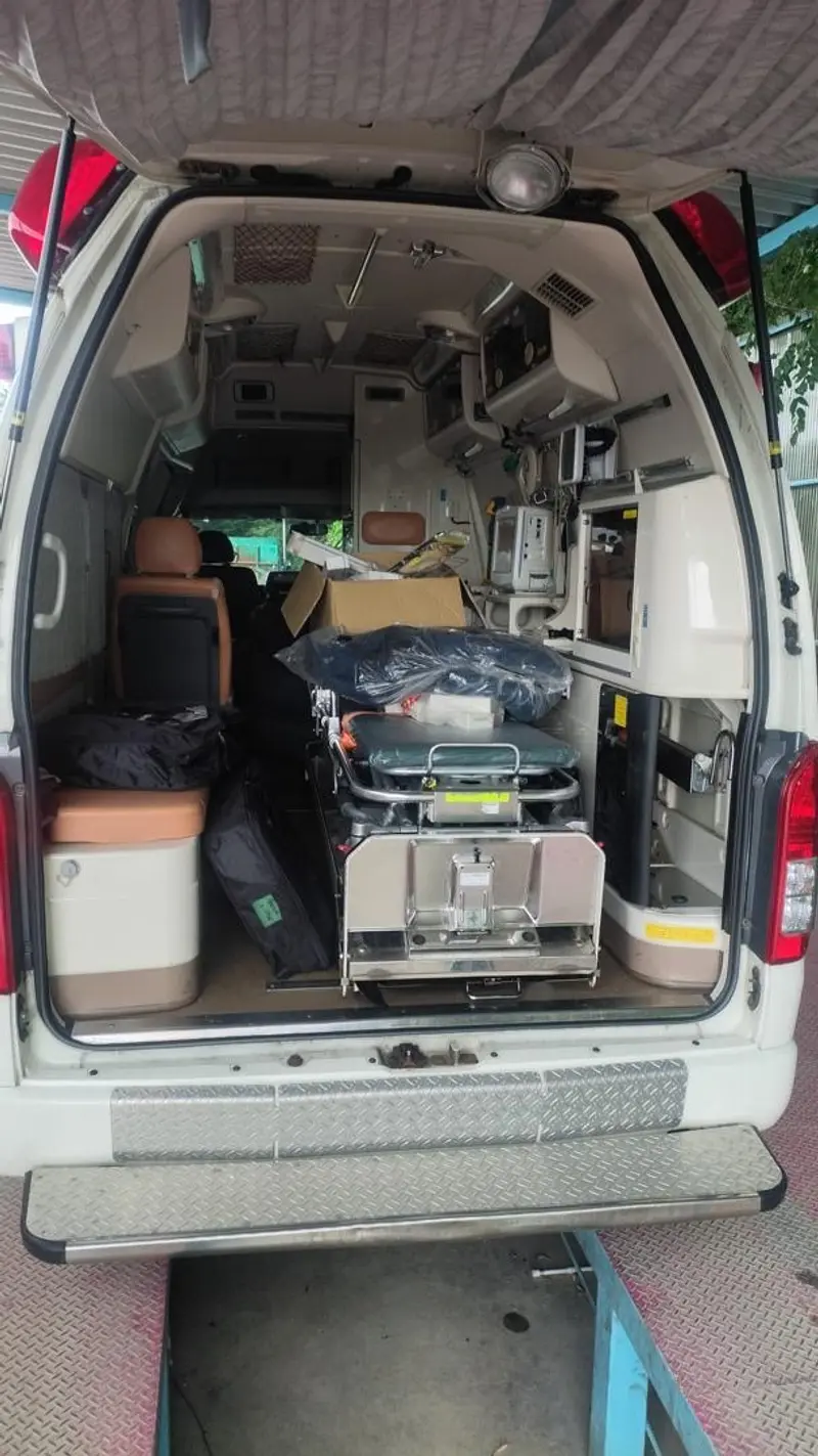 2014 Toyota Ambulance – photo 6
