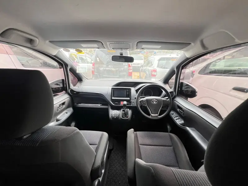 2014 Toyota Noah