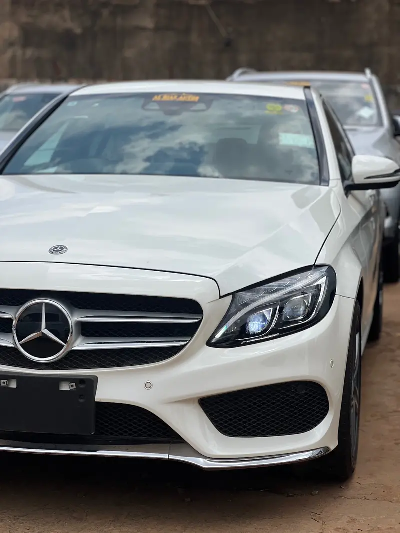 2018 Mercedes-Benz C-Class – photo 2