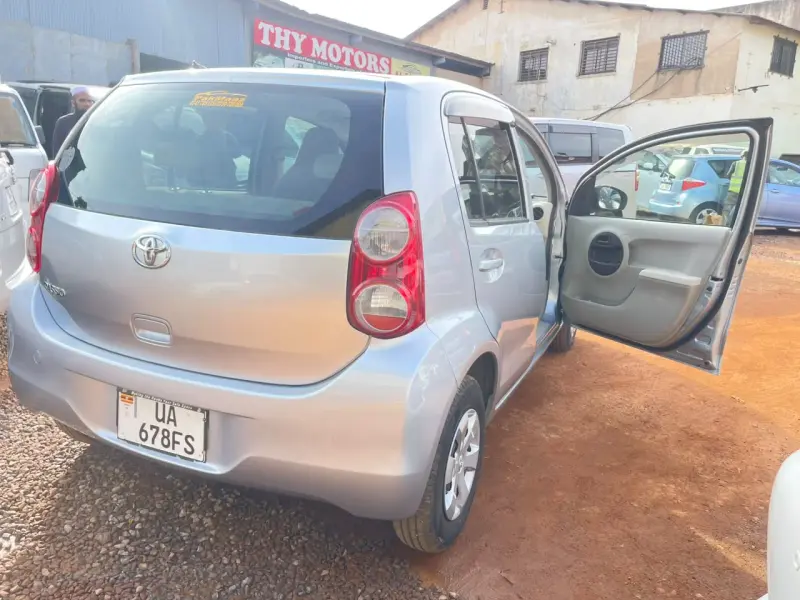 2011 Toyota Passo – photo 4
