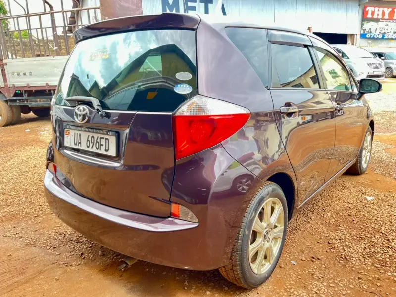 2011 Toyota Ractis – photo 4
