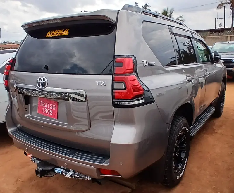 2021 Toyota Land Cruiser Prado