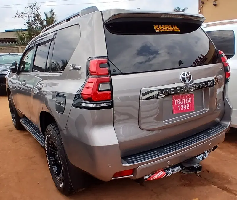 2021 Toyota Land Cruiser Prado – photo 2
