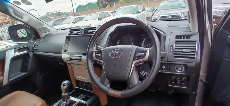 2021 Toyota Land Cruiser Prado – photo 5