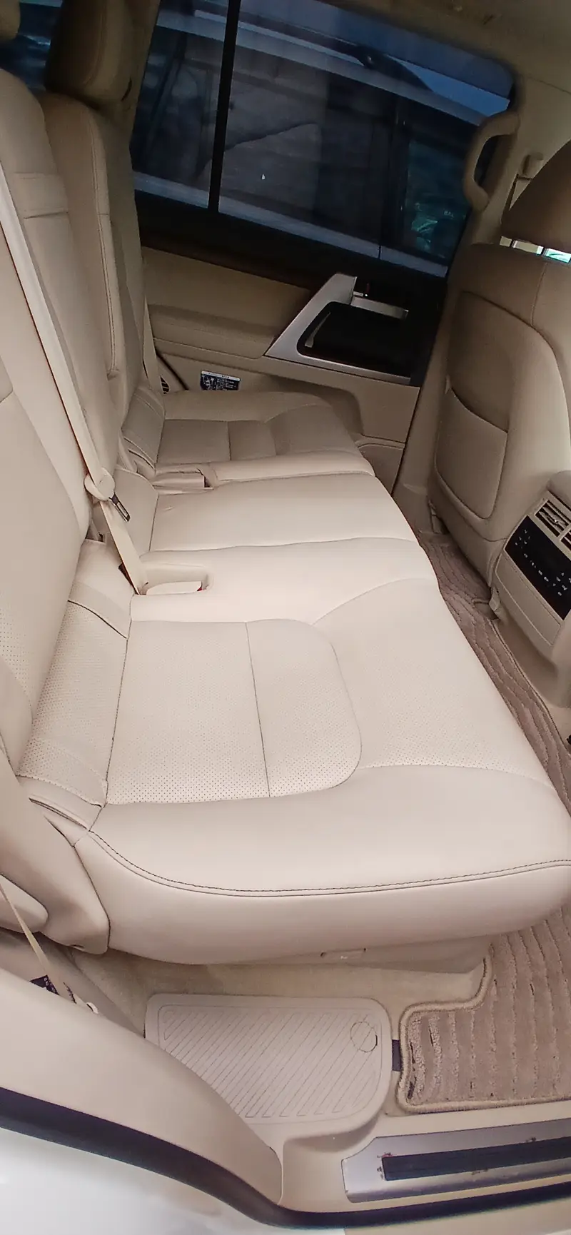2019 Toyota Land Cruiser – photo 6