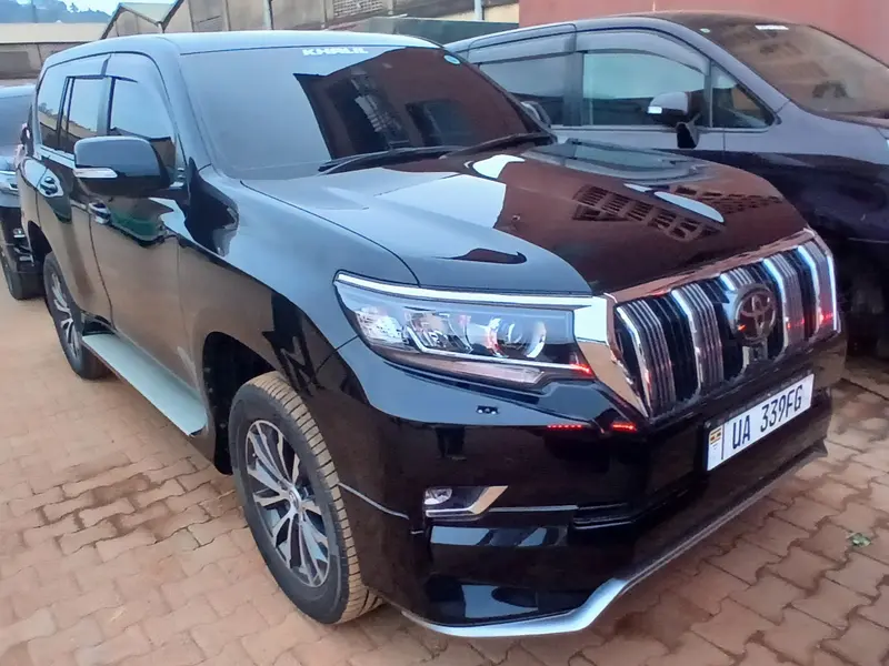 2017 Toyota Land Cruiser Prado