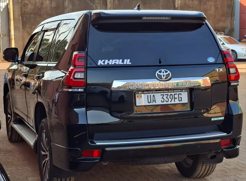 2017 Toyota Land Cruiser Prado – photo 2