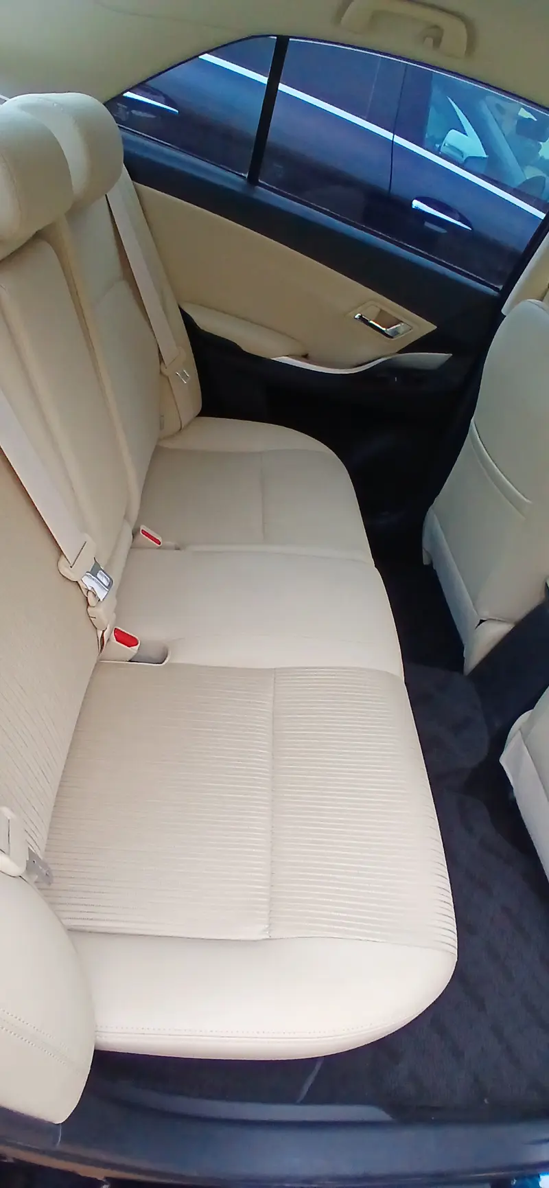 2017 Toyota Premio – photo 4