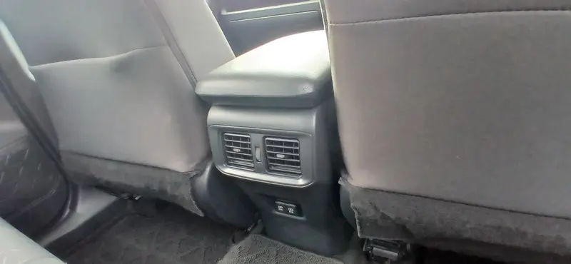 2019 Toyota RAV4 – photo 4