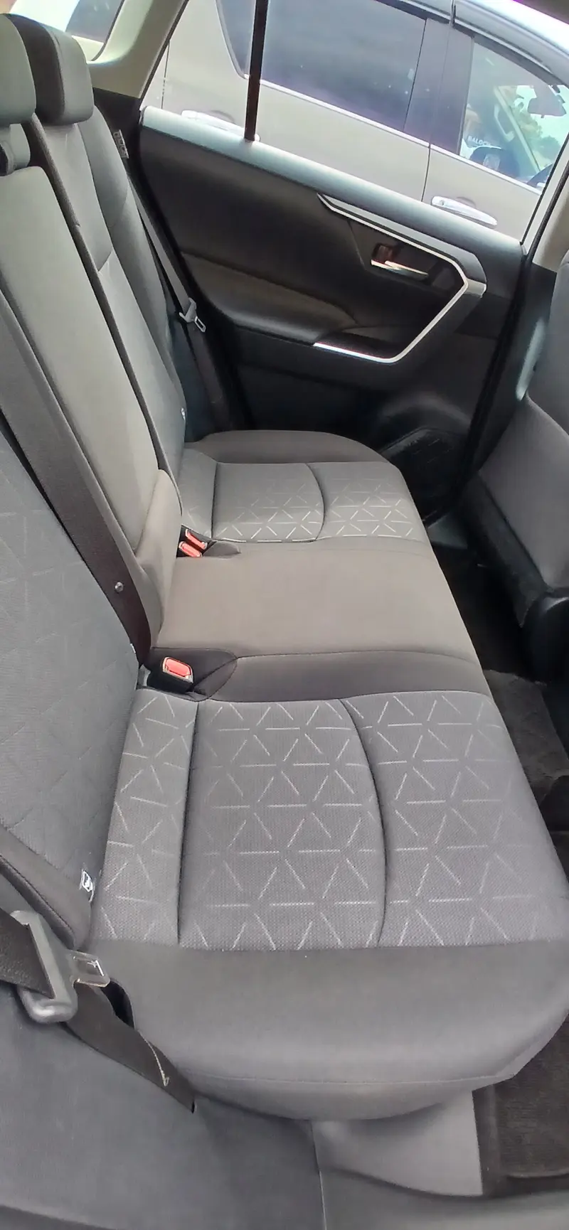2019 Toyota RAV4 – photo 5