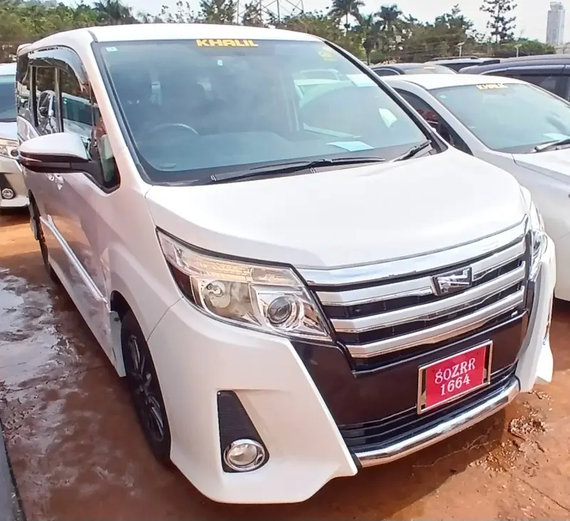 2014 Toyota Noah