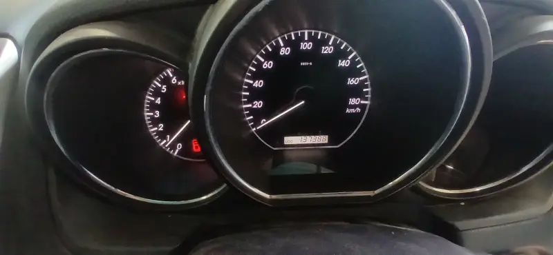 2011 Toyota Harrier – photo 5