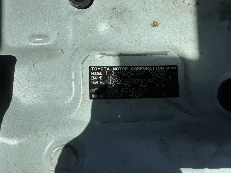 2014 Toyota Hiace – photo 5
